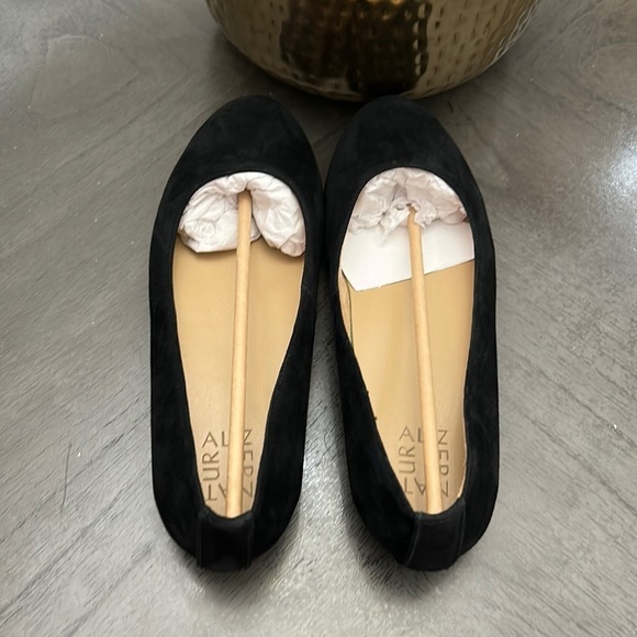 Naturalizer Maxwell Ballet Flat - Picture 8 of 13